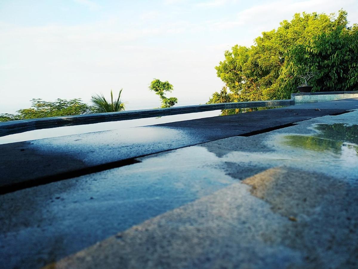 Villa Mimpi Manis Infinity Pool&180°Ocean View Αμέντ Εξωτερικό φωτογραφία